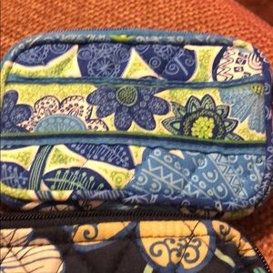 Vera Bradley Bags - Vera Bradley two piece lot Vera Bradley Bags - Vera Bradley two piece lot